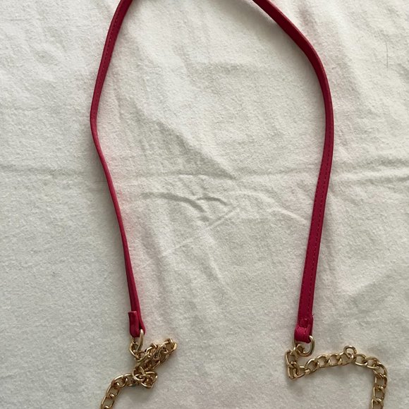 🎉Purse Sale🎉 Hot Pink Crossbody Purse By LD - Picture 6 of 9